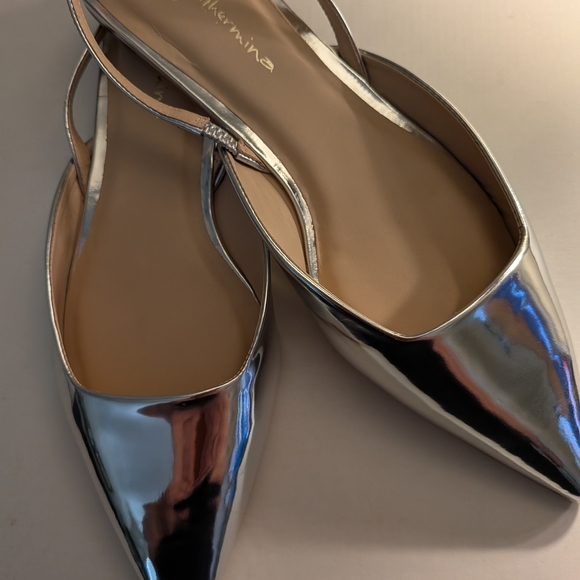 Gleaming Silver Women's Slingback Flats - Picture 1 of 10